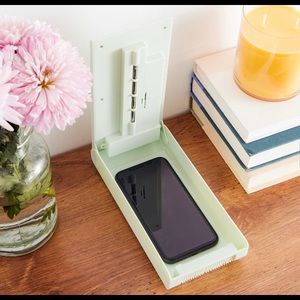 Tech Candy Clean Slate™ UV Sanitizing Bed